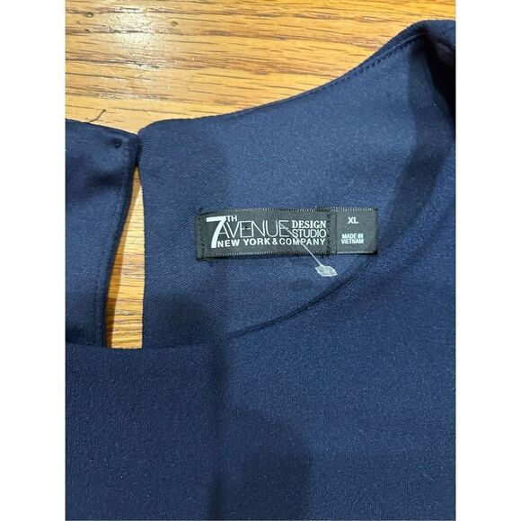 7th Avenue Design Studio Women’s Sleeveless Navy and Lace Denim Top - Picture 3 of 6